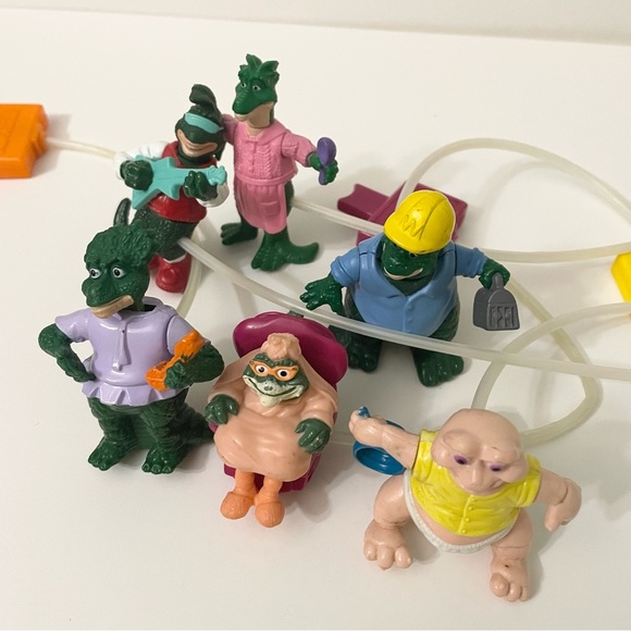 Vtg 90a Dinosaurs TV Show McDonalds Sinclair
Family Moving Toys - Picture 1 of 16